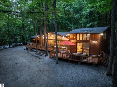 5811 East Village Dr