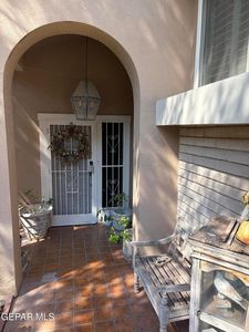 5817 Mira Serena Dr
