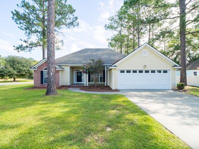 4051 Huntley Dr