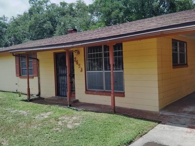 2626 SANDRA Lane