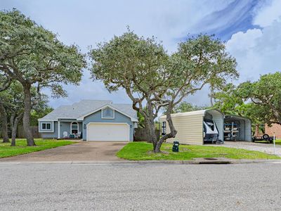 9 Westlake Dr