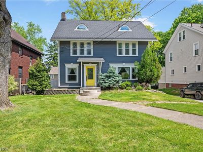 371 Merriman Rd