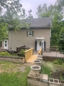1115 W Penn St