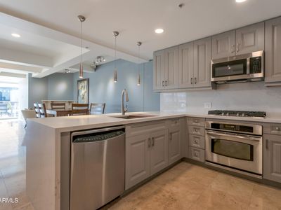 7157 E Rancho Vista Dr UNIT 3005