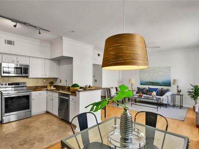 800 Peachtree St NE APT 105