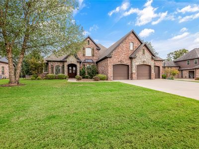 3130 Autumn Ln