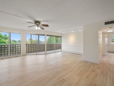53 Melrose St APT 5H