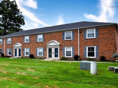 5700 York Dr