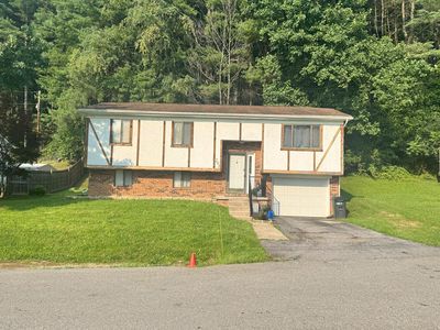 201 Hunter Ridge Rd