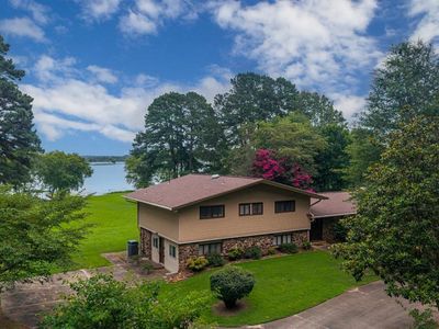 3850 Friendship Rd