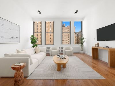 655 6th Ave APT 5D