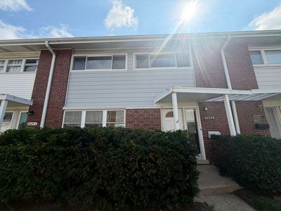 Property at 8024 W Lyons St Unit B, Niles, IL
