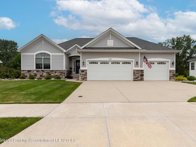 6089 Sleepy Hollow Ln