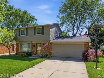 Property at 8821 Tavistock Dr, Plymouth, MI