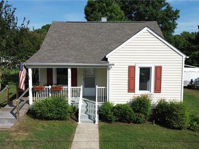 153 Green St