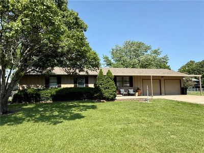 Property at 1014 Wilson St, Burlington, KS