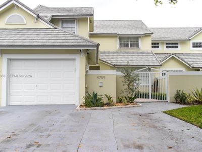 4759 NW 98th Pl