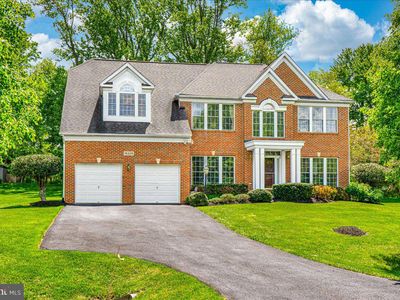 15205 Lions Den Rd