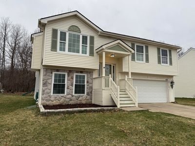 573 Carriage Hill Dr