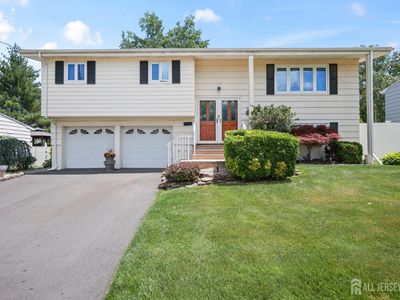 14 Heather Dr
