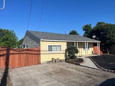 2671 Norwood Ave