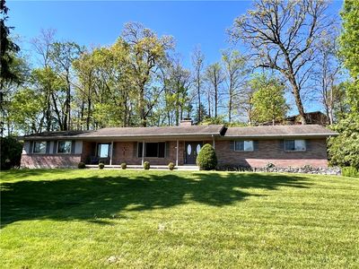 5633 Jeannie Ct