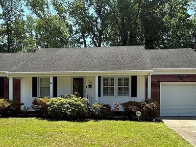 140 Albany Dr
