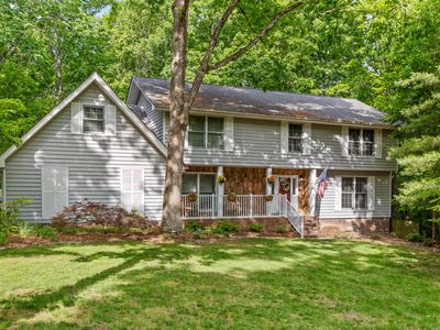 64 Whispering Pines Dr