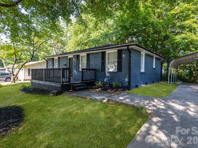 3637 Glenville Ave