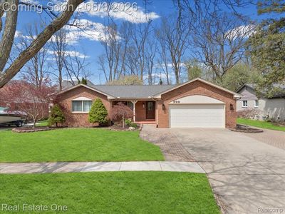 599 Thurber Dr