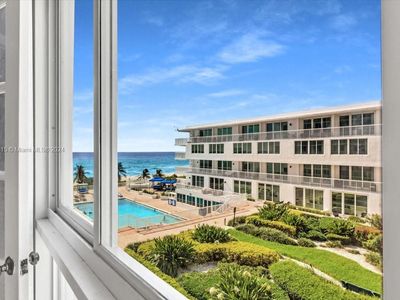 5401 Collins Ave APT 312