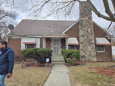 17211 Monica St