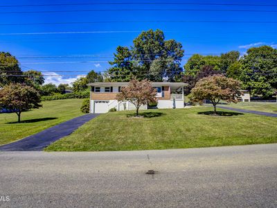 432 Wyandotte Rd