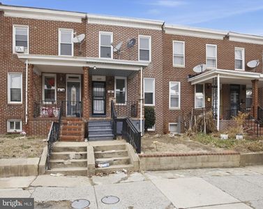 3330 Ravenwood Ave