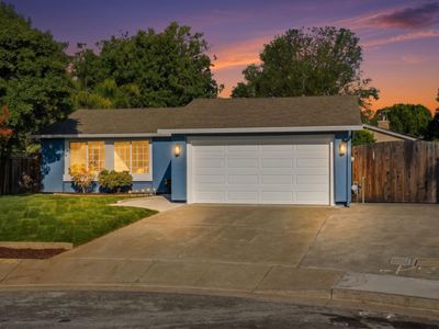 560 Biscayne Ct