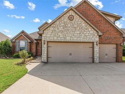 1117 Samantha Ln