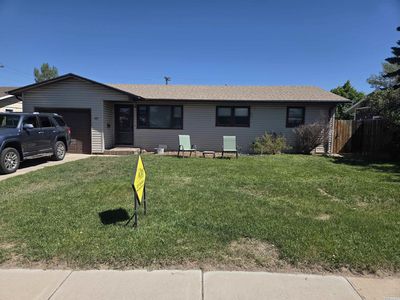 907 Sanders Dr