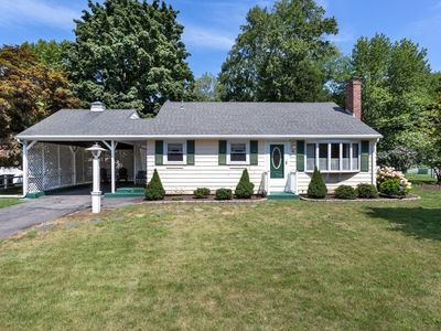 Property at 4 Southgate Rd, Franklin, MA
