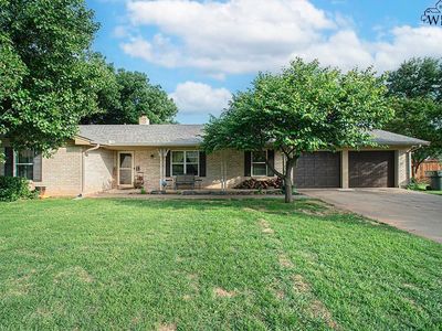 4333 Berwick Dr