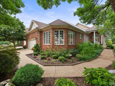 3929 Courtyard Place Dr