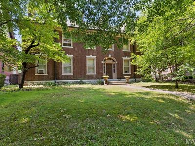 34 Waterman Pl