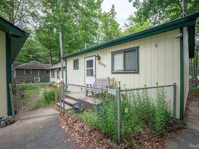 3392 Columbia Dr