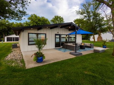 200 N Lake Dr
