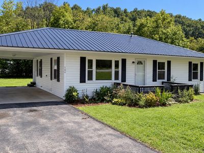 584 Highway 36