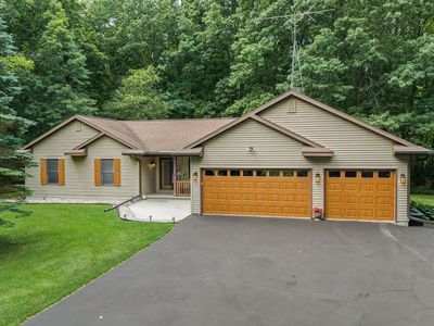W13939 Oak Haven Dr