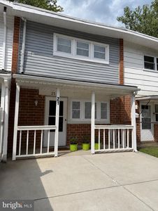21 Thorn Ln