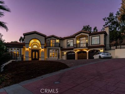 805 West Rd
