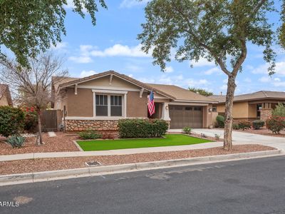 3246 N Springfield St