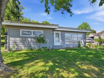 121 Crescent St