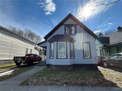 305 Hartson St
